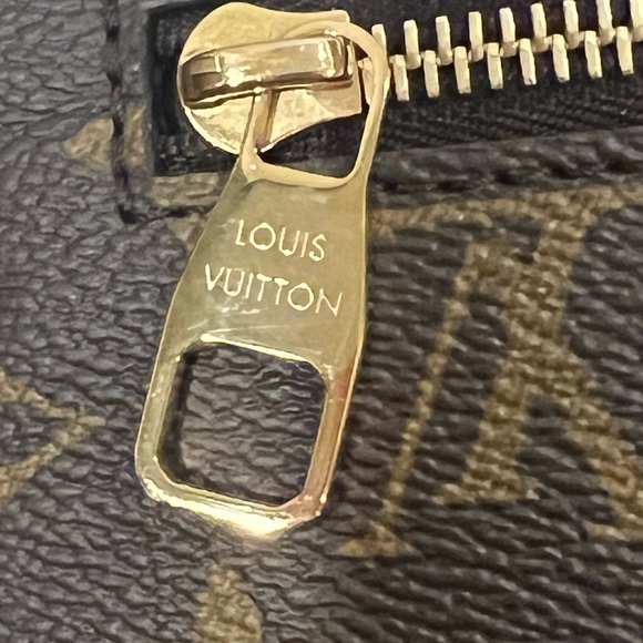 Louis Vuitton Canvas Pochette Metis - Picture 13 of 13